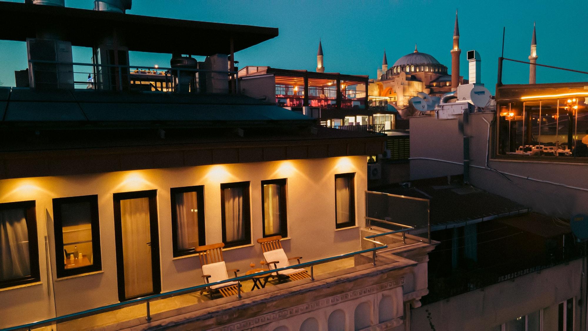 ビズ セヴァヒル ホテル スルタンアフメット イスタンブール エクステリア 写真